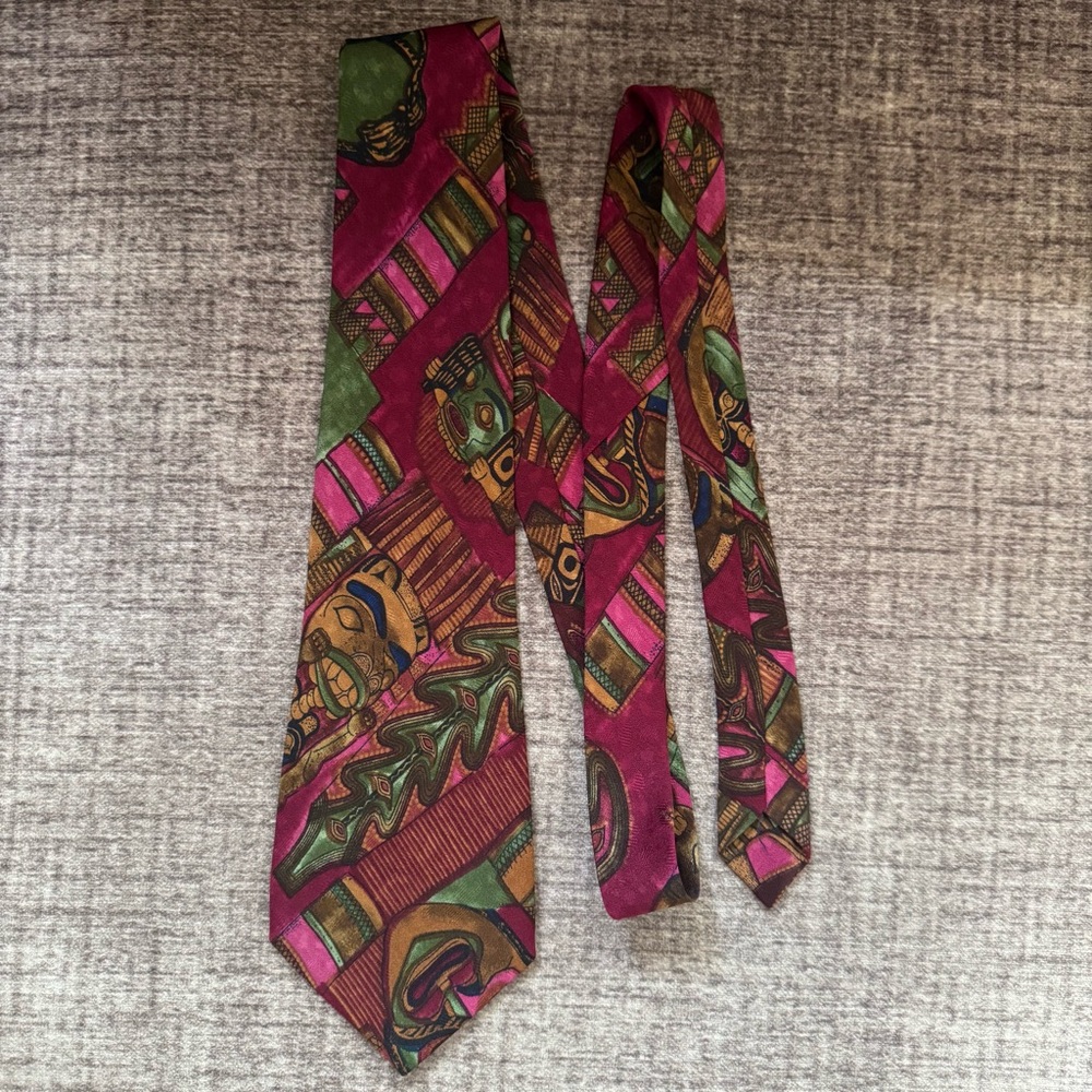 Men's Patterned Silk Tie in Pink & Green